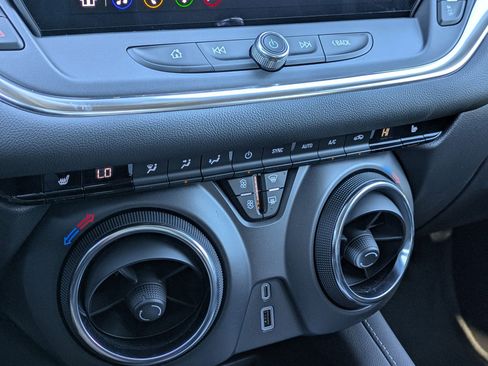 New 2026 Chevrolet Blazer LT image 18