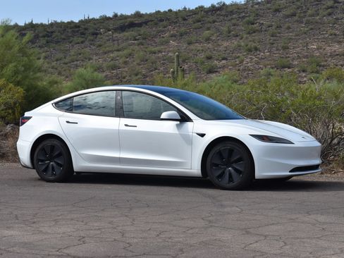 Used 2026 Tesla Model 3 RWD image 2