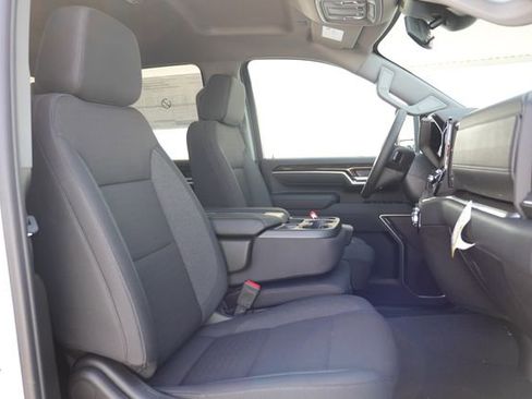 New 2026 GMC Sierra 2500 SLE w/ SLE Value Package; AWD/4WD image 18