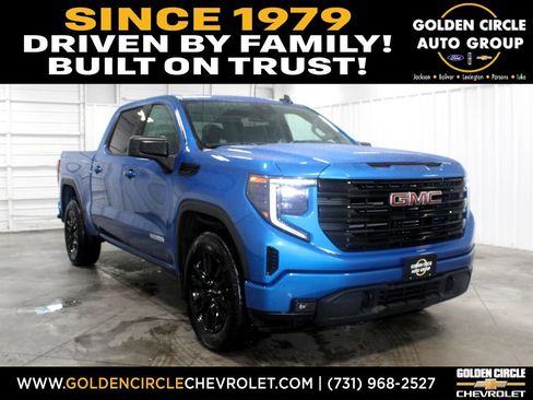 Used 2024 GMC Sierra 1500 Elevation AWD/4WD image 1