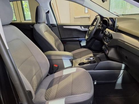 Used 2021 Ford Escape SE FWD image 27