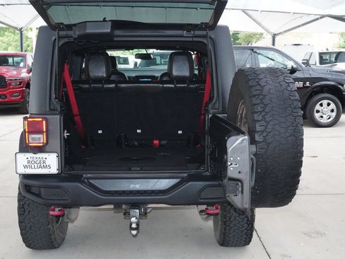 Used 2018 Jeep Wrangler Unlimited Rubicon AWD/4WD image 27