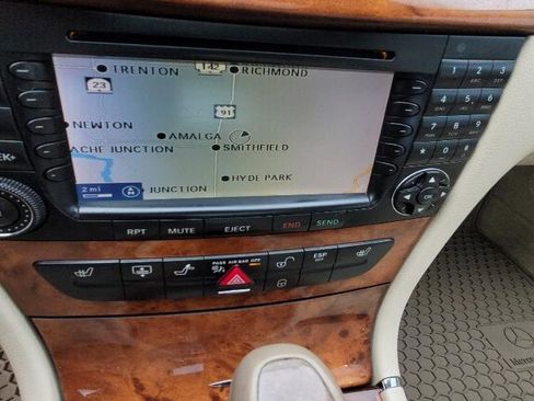Used 2005 Mercedes-Benz E 320 4dr Sdn 3.2L 4MATIC *Ltd Avail image 26