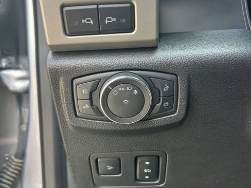 Used 2021 Ford F250 Lariat w/ Lariat Ultimate Package AWD/4WD image 17