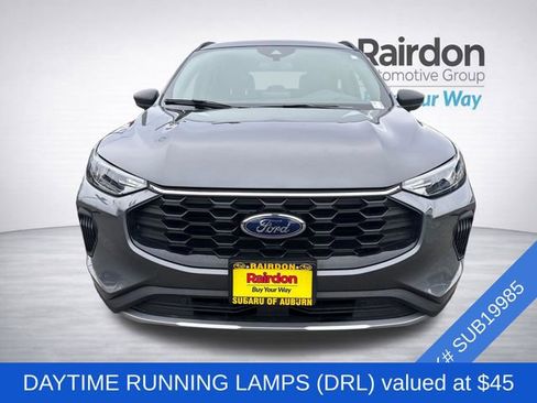 Used 2025 Ford Escape ST-Line image 2