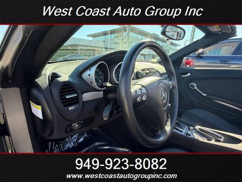 Used 2006 Mercedes-Benz SLK 280 w/ Entertainment Pkg image 21