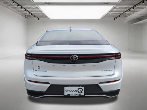 New 2026 Toyota Crown AWD/4WD image 4