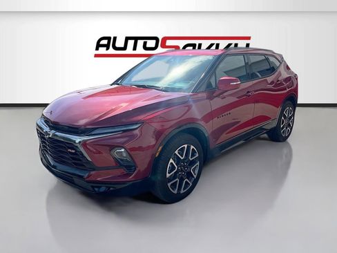 Used 2024 Chevrolet Blazer RS w/ Enhanced Convenience Package image 3