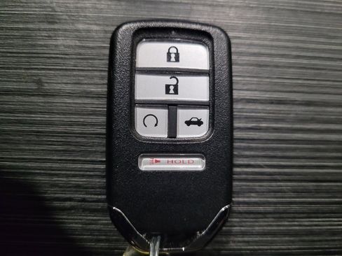 Used 2017 Honda Pilot EX-L image 32