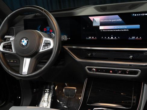 Used 2024 BMW X5 xDrive40i w/ M Sport Package AWD/4WD image 18