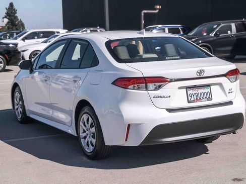Certified 2026 Toyota Corolla LE w/ Carpet Mat Package (TMS) FWD image 6