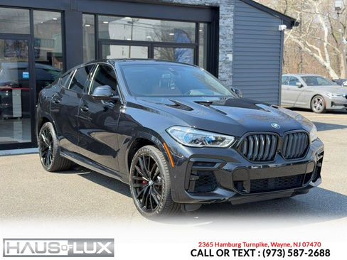 Used 2022 BMW X6 xDrive40i w/ Executive Package image 8