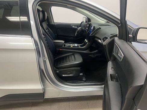Used 2024 Ford Edge SEL image 29