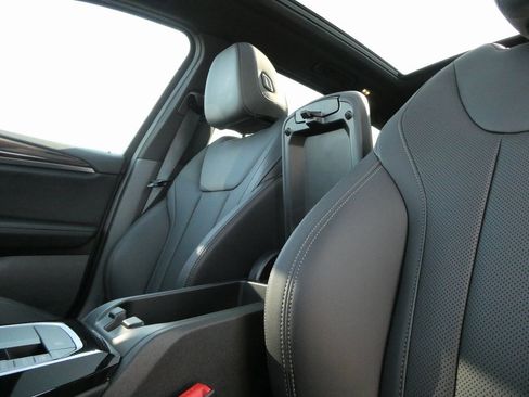 Used 2024 BMW X3 xDrive30i image 37