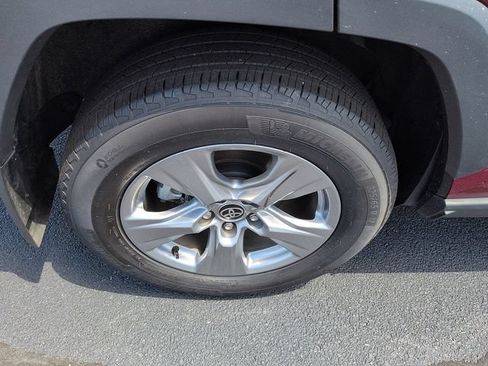 Certified 2025 Toyota RAV4 XLE FWD image 9
