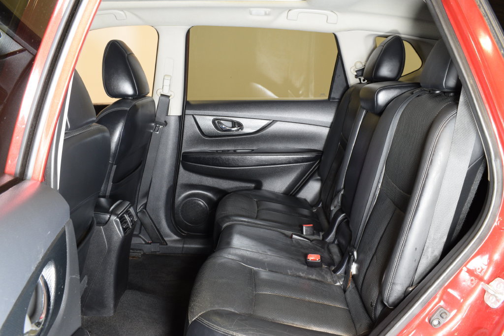 Used 2014 Nissan Rogue SL w/ SL Premium Package AWD/4WD image 27