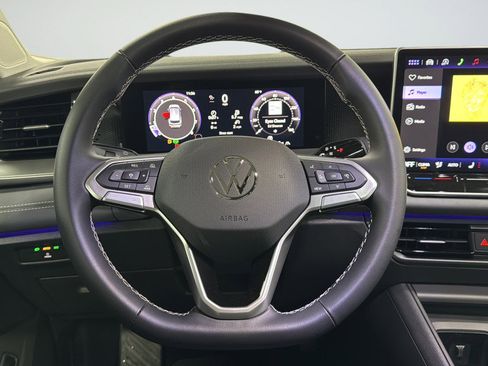 New 2026 Volkswagen Tiguan SE AWD/4WD image 22