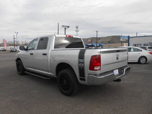 Used 2012 RAM 1500 ST w/ SXT Appearance Group AWD/4WD image 7