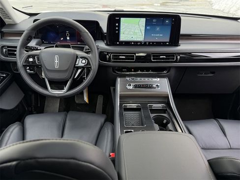 New 2026 Lincoln Aviator Reserve image 19