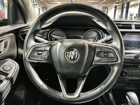 Used 2023 Buick Encore GX Preferred image 11