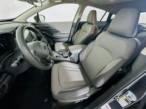 Used 2024 Subaru Crosstrek 2.0i Premium image 13