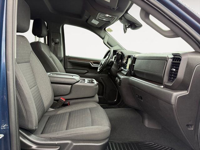 Used 2023 Chevrolet Silverado 1500 LT AWD/4WD image 13