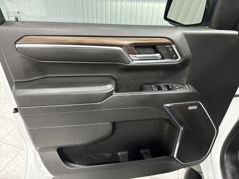 Used 2024 Chevrolet Silverado 1500 RST w/ Texas Edition Plus RWD image 23