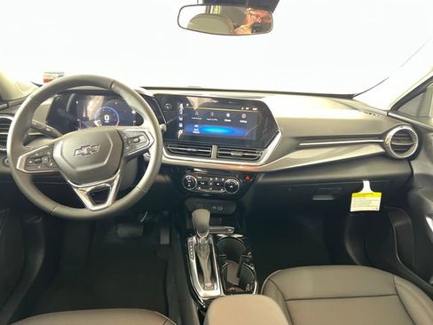 New 2026 Chevrolet Trax ACTIV FWD image 12