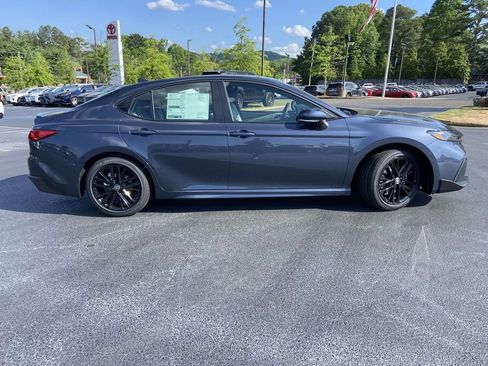 New 2026 Toyota Camry SE FWD image 2