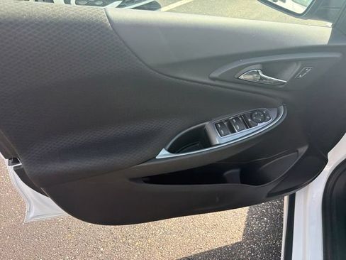 Used 2022 Chevrolet Malibu LS FWD image 10