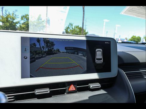 Certified 2024 Hyundai Ioniq 5 SEL RWD image 31