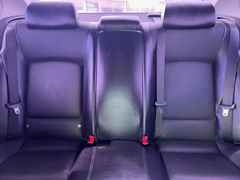 Used 2010 BMW 750Li image 36