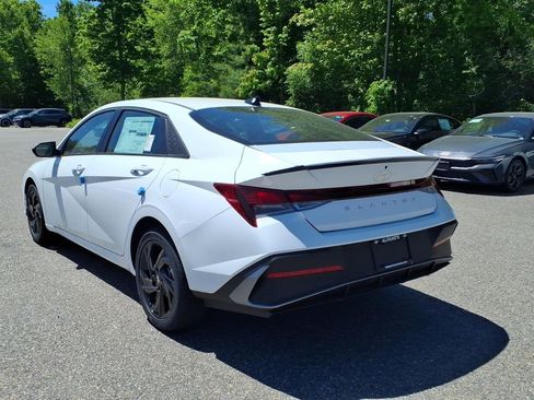 New 2026 Hyundai Elantra Sport FWD image 6