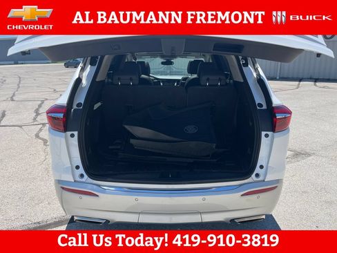 Used 2019 Buick Enclave Premium AWD/4WD image 23