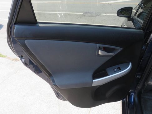 Used 2013 Toyota Prius Three FWD image 28