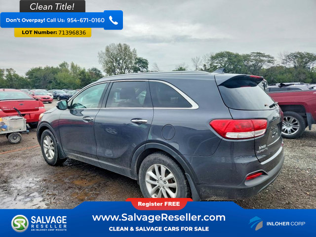 Used 2017 Kia Sorento FWD w/ LX Convenience Package image 3