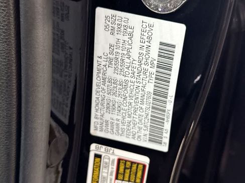 Used 2025 Acura RDX SH-AWD image 29