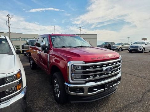 Used 2023 Ford F250 Lariat w/ Lariat Ultimate Package AWD/4WD image 5