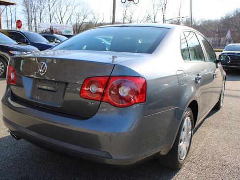 Used 2006 Volkswagen Jetta Value Edition image 8