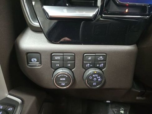 New 2026 Chevrolet Silverado 2500 LTZ w/ LTZ Plus Package image 18