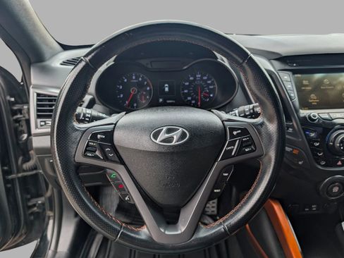 Used 2016 Hyundai Veloster Turbo FWD image 26