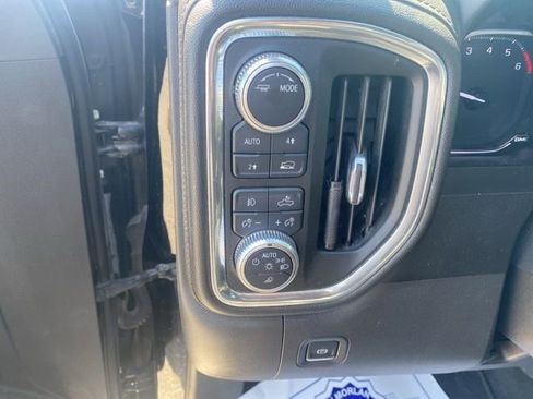Used 2021 GMC Sierra 1500 SLT AWD/4WD image 19