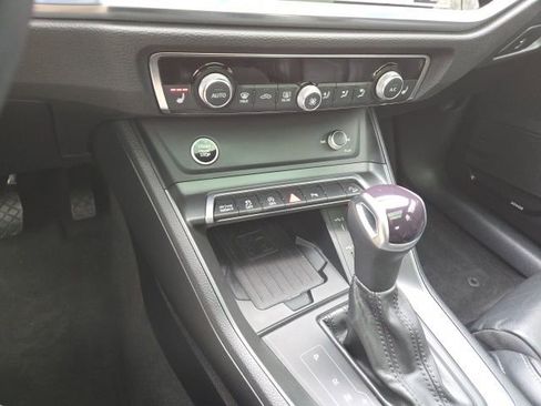 Used 2024 Audi Q3 2.0T Premium Plus w/ Premium Plus Package image 34