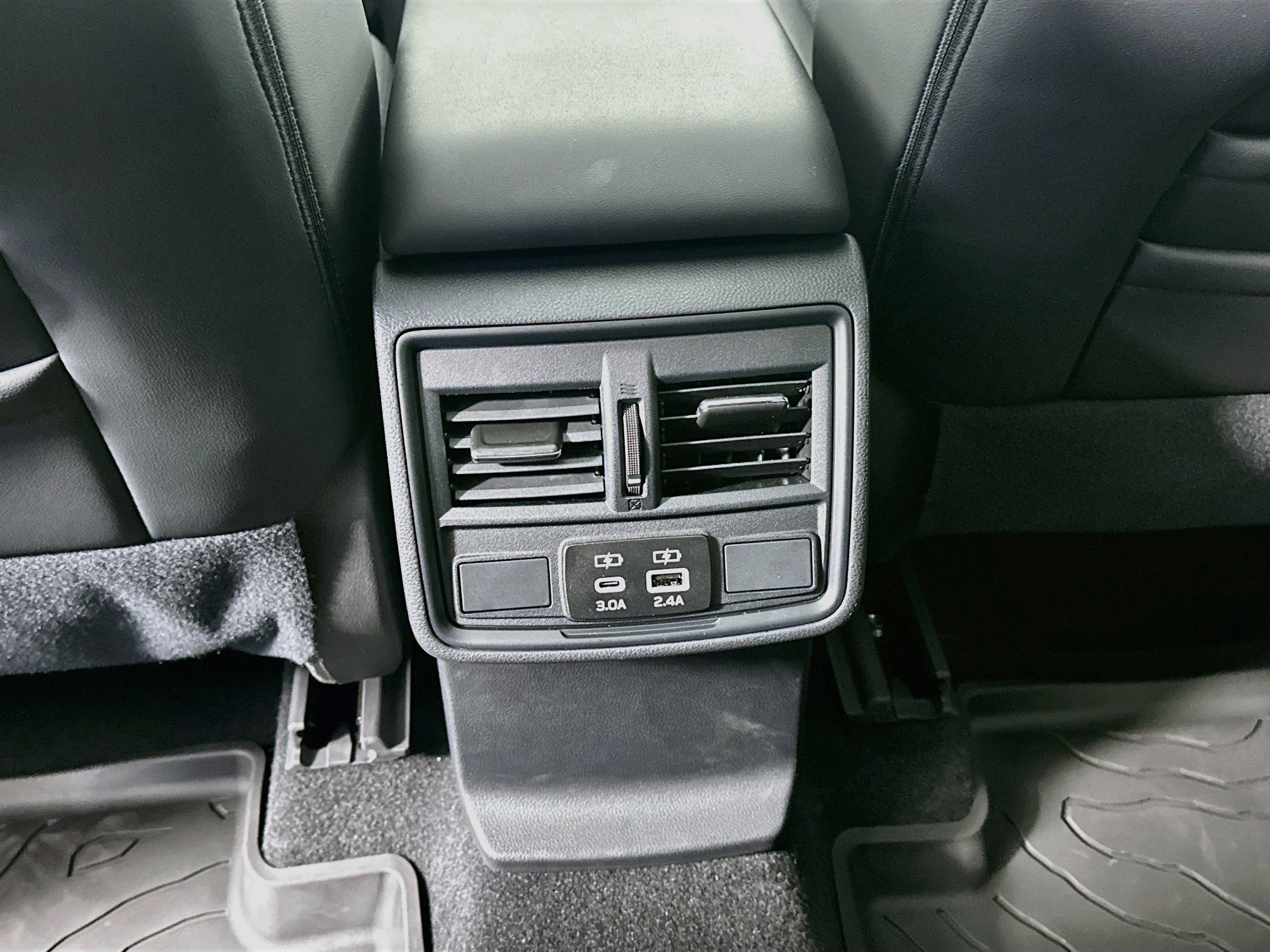 Used 2026 Subaru Forester Premium AWD/4WD image 28