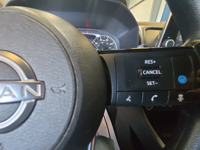 Used 2023 Nissan Rogue SV AWD/4WD image 20