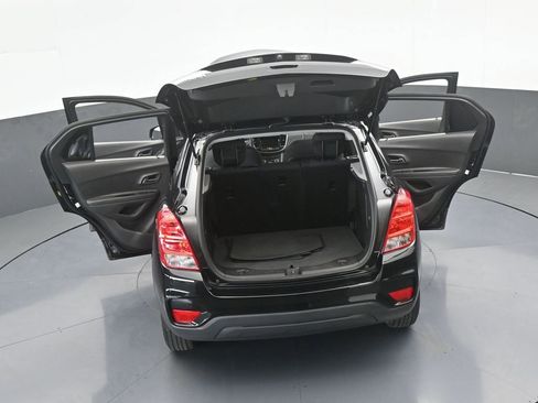 Used 2020 Chevrolet Trax LS image 55