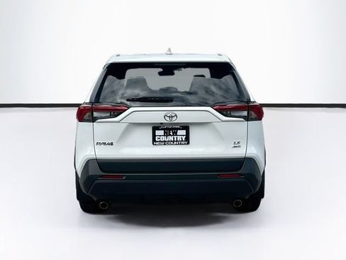 Used 2024 Toyota RAV4 LE AWD/4WD image 6
