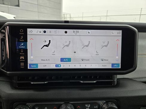 New 2026 Jeep Gladiator Sport image 10