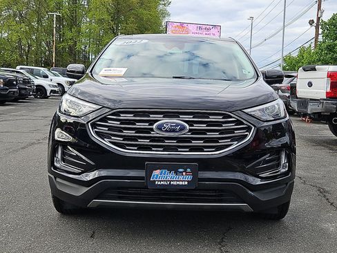 Certified 2022 Ford Edge SEL w/ Convenience Package AWD/4WD image 3