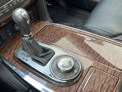 Used 2018 Nissan Armada SL w/ Moonroof Package AWD/4WD image 28